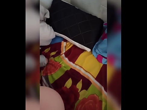 ❤️ Minha colega de quarto fica sozinha em casa porque seu marido vai de férias e eu aproveito para fodê-la e encher seu traseiro de leite ️ Porno bonito em nós ❌❤